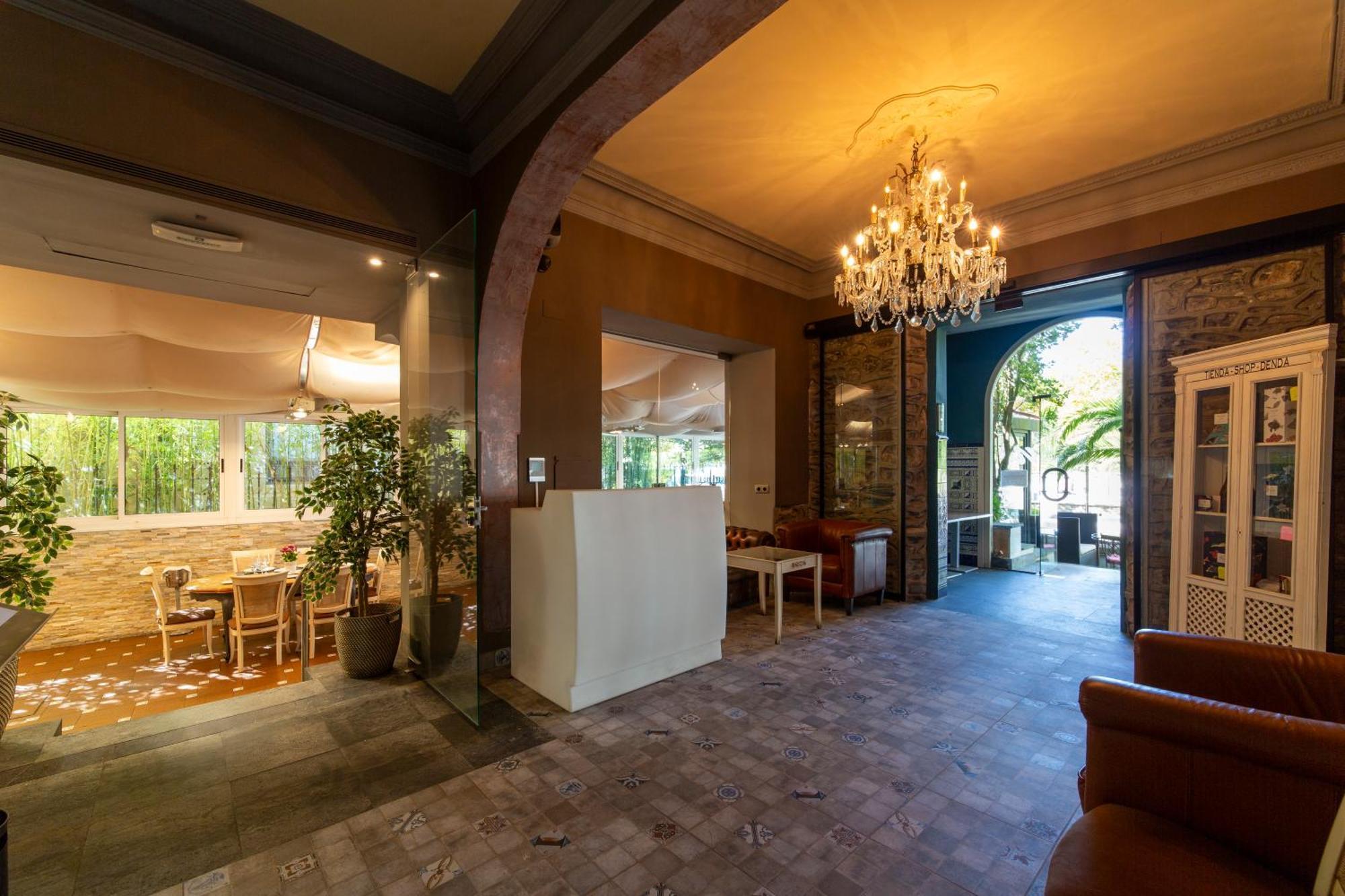 Kaian Maitea Hotel เปลนท์เซีย ภายนอก รูปภาพ